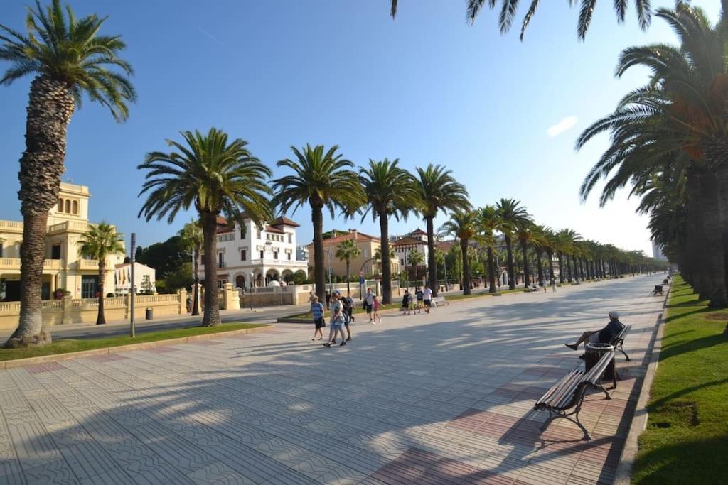 Bonito Apartamento Con Piscina Salou Exteriör bild